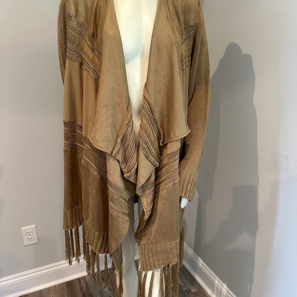 Cute Western Style Jacket/Sweater 22W/24W. Roaman’s
